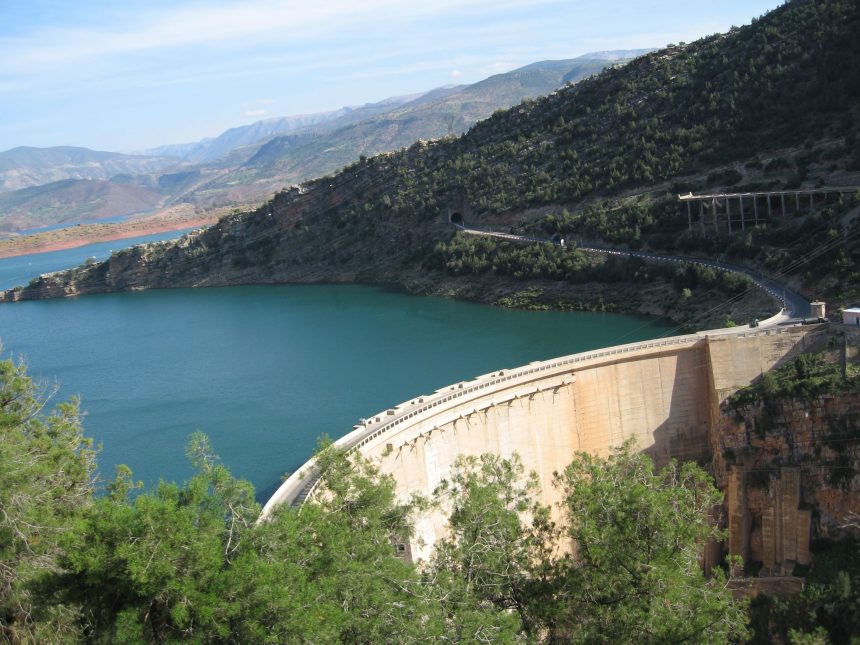 BARRAGE_V2 Canicule: 159 millions de mètres cubes d’eau en moins dans les barages